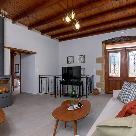 Alia Stone Villa-Ideal For Families-Heated Pool Nohia Exterior photo