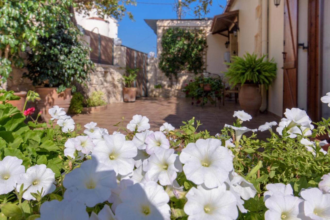 Alia Stone Villa-Ideal For Families-Heated Pool Nohia Exterior photo